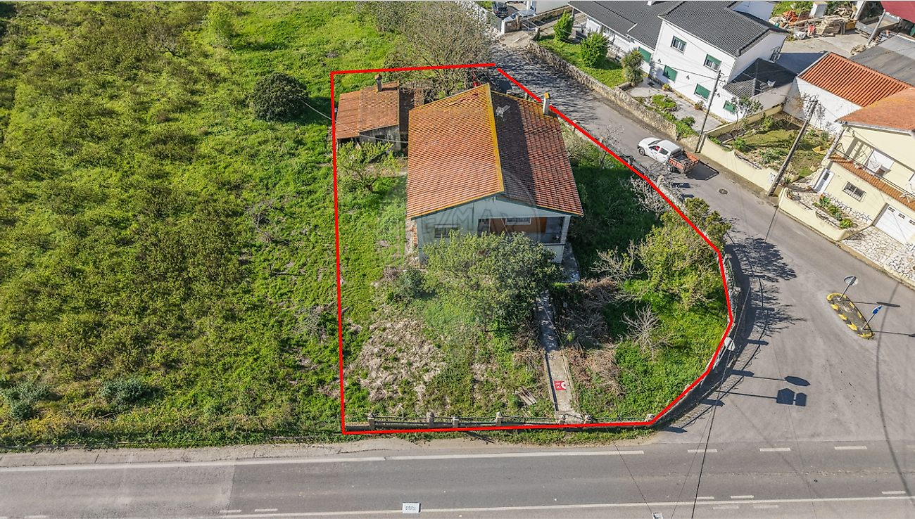 Moradia T2 à venda em Sobral de Monte Agraço