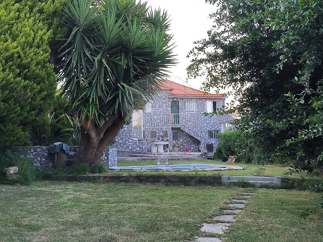 Moradia T5 à venda em Alenquer