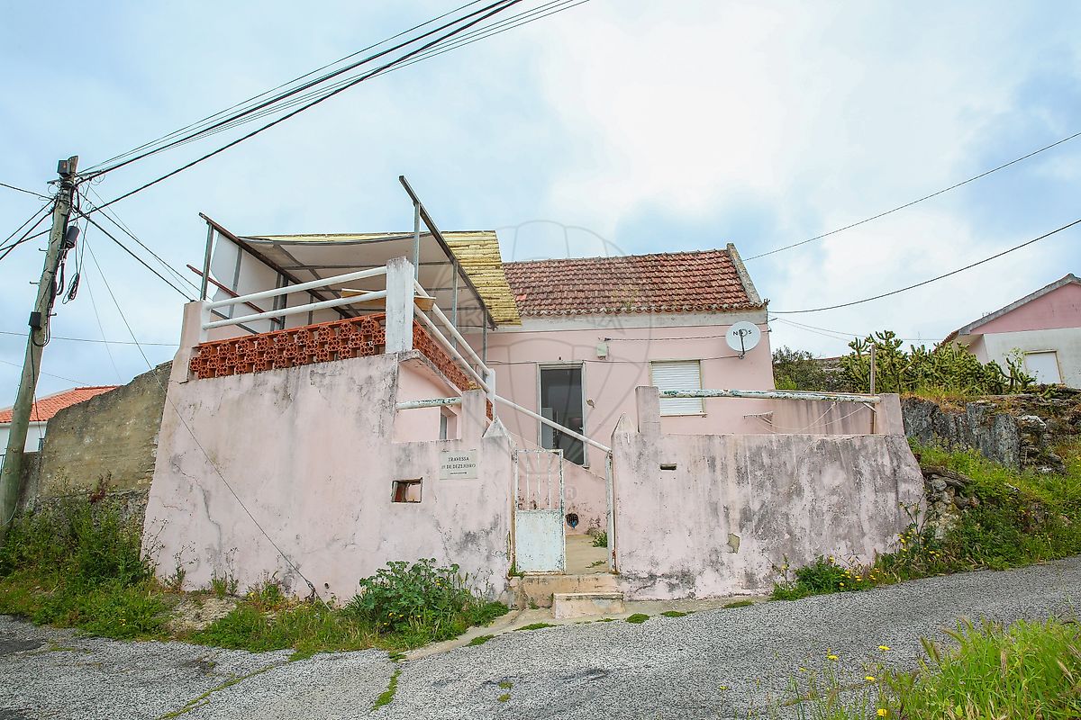 Moradia T2 à venda em Arruda dos Vinhos