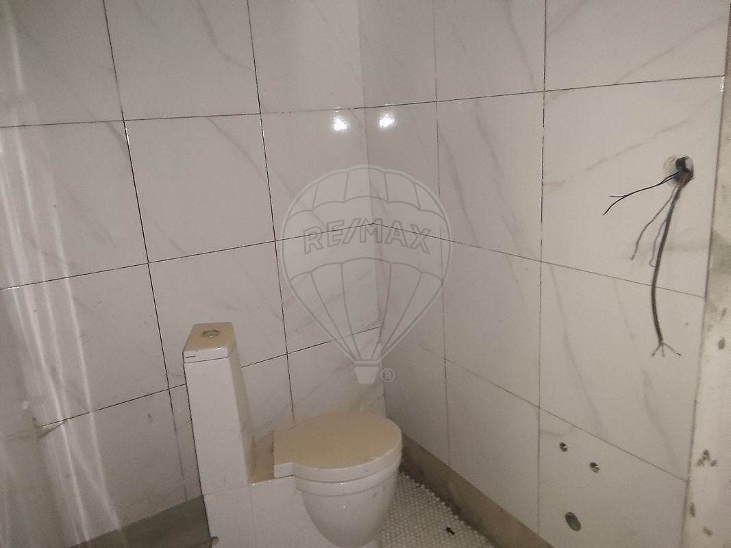 Moradia T2 à venda em São Quintino, Sobral de Monte Agraço — foto 11