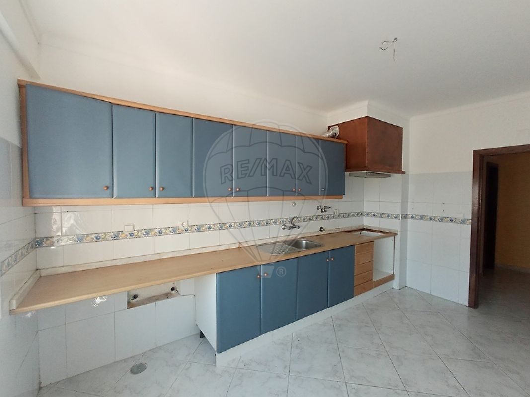 Apartamento T3 à venda em Alenquer