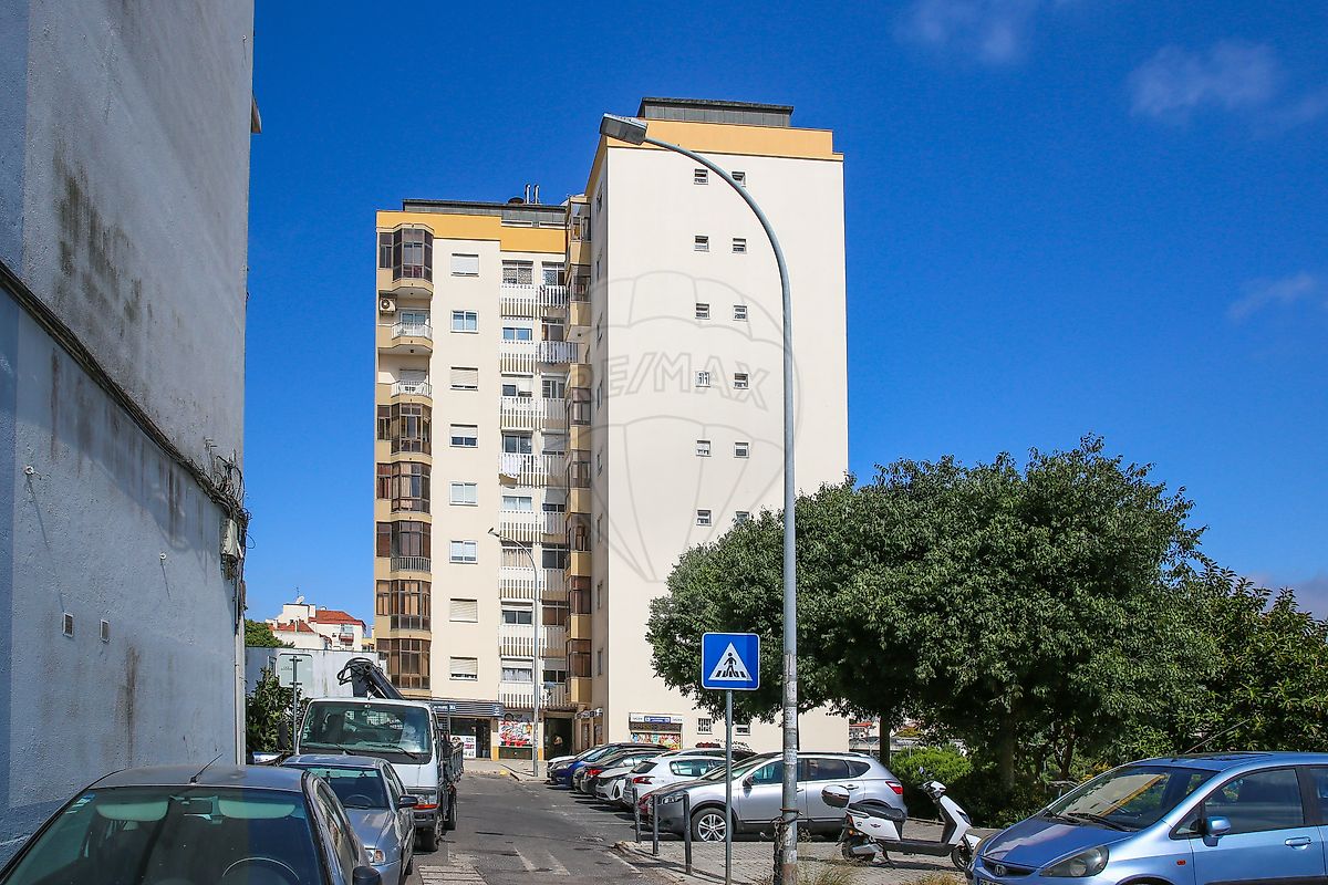 Apartamento T3 à venda em Águas Livres, Amadora — foto 4