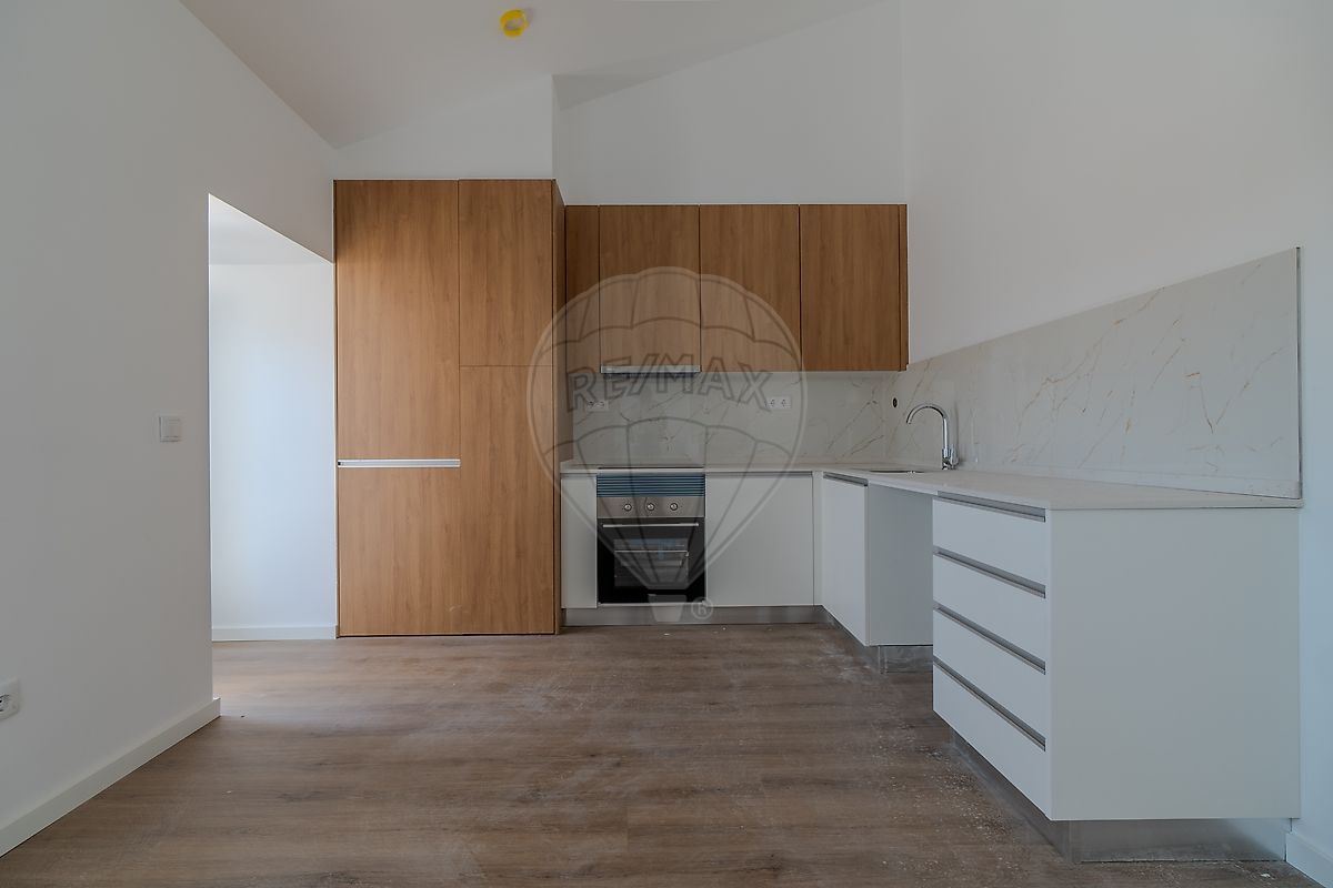 Apartamento T2 à venda em Arruda dos Vinhos