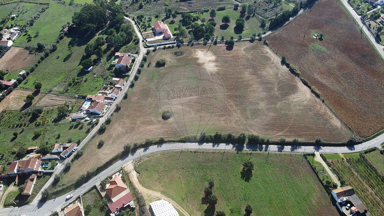 Land for sale in Azambuja, Portugal — €149,900