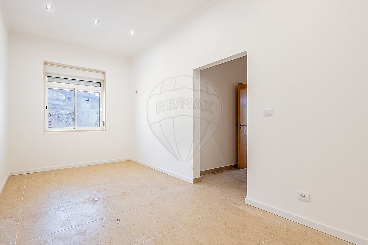 listing 125011208-104 picture-0