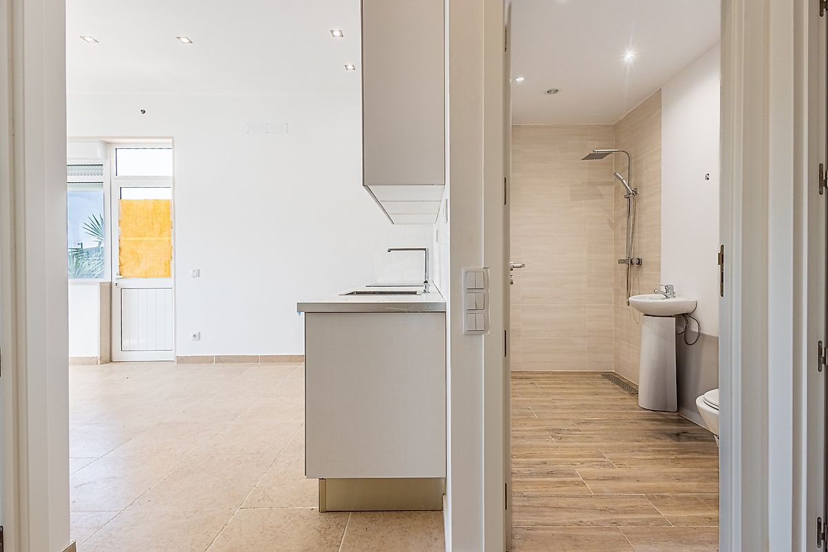 listing 125011208-105 picture-0