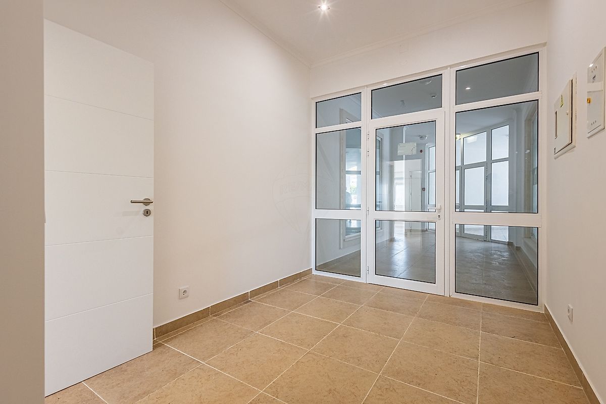 listing 125011208-105 picture-0