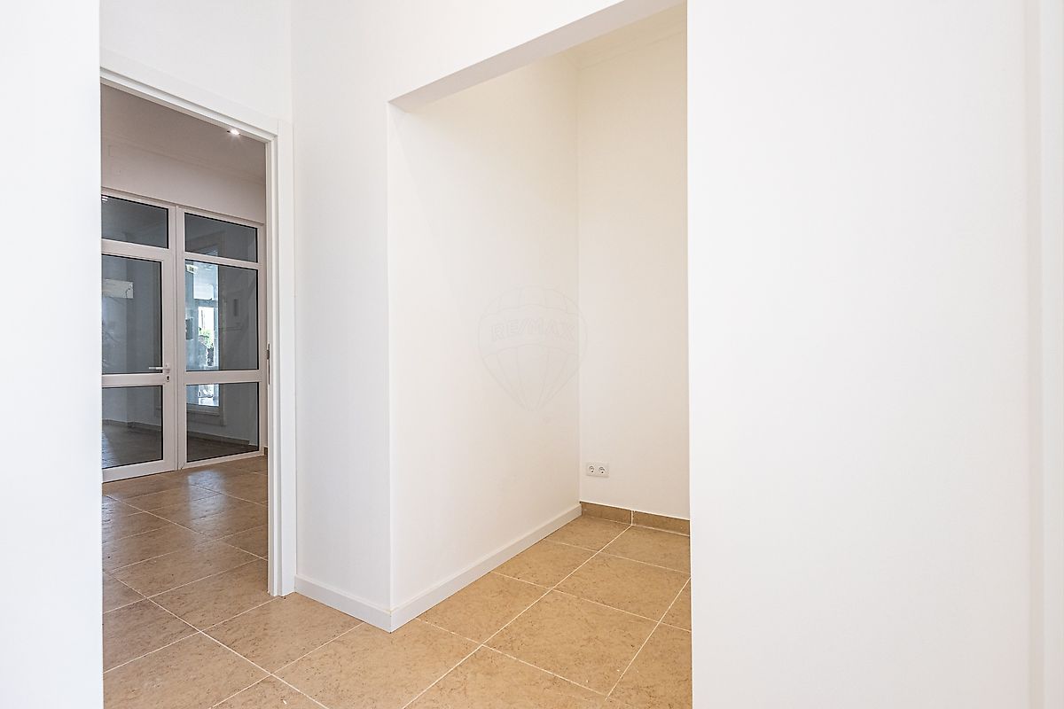 listing 125011208-105 picture-0