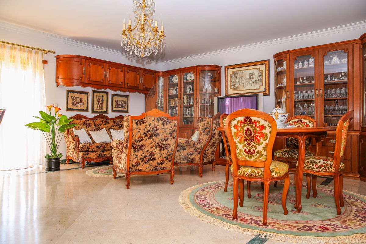 listing 125011143-76 picture-0