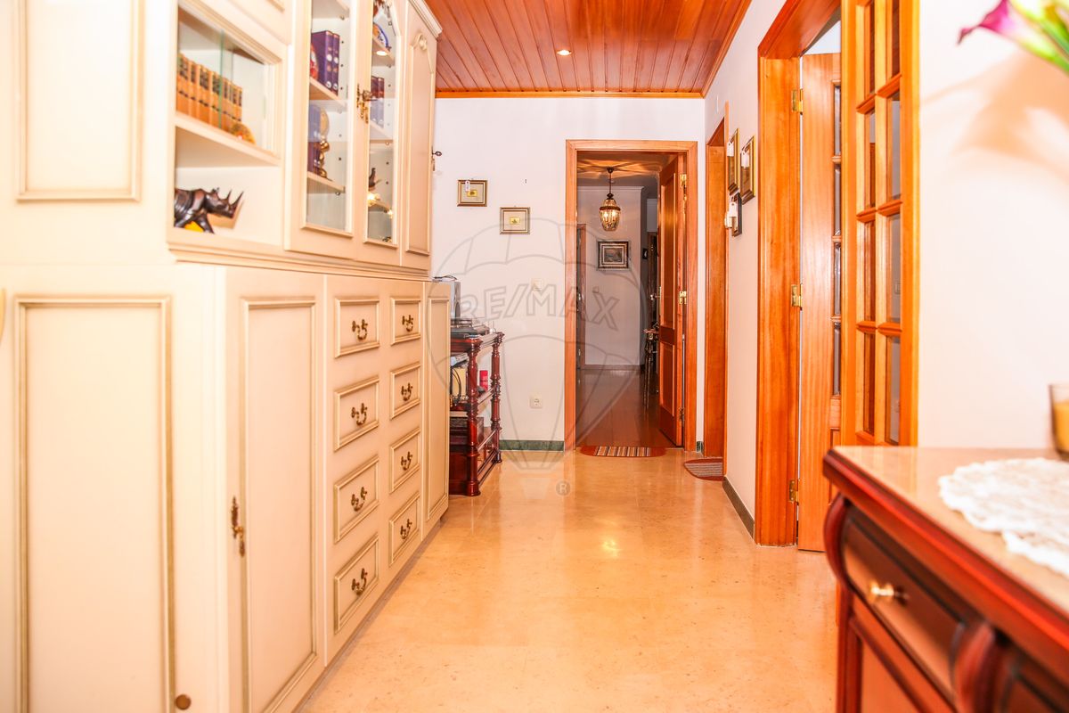 listing 125011143-76 picture-0