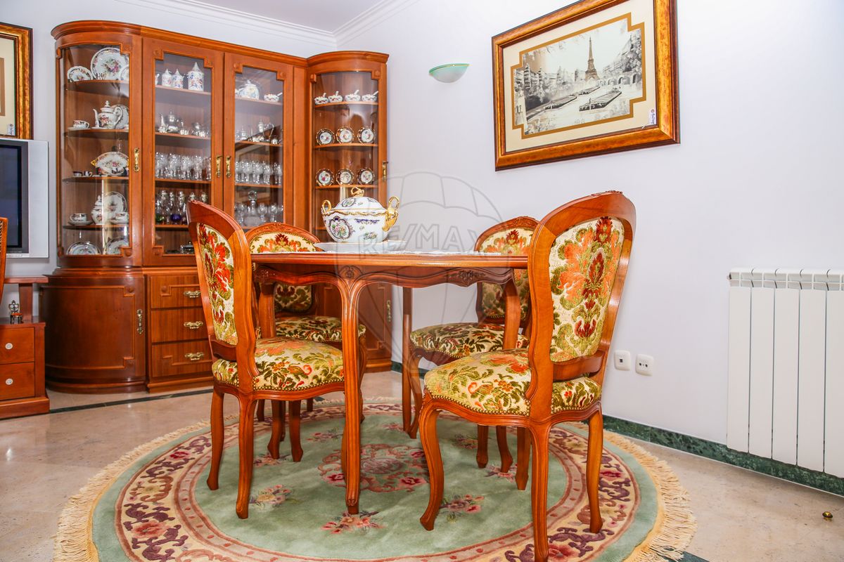listing 125011143-76 picture-0
