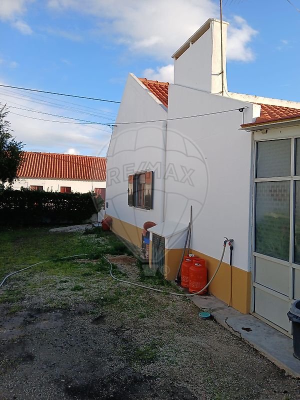 listing 125011216-54 picture-0
