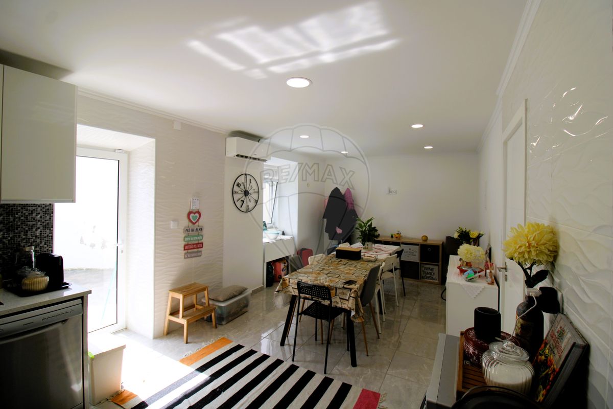 listing 125011216-55 picture-0