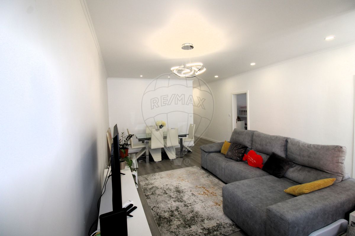 listing 125011216-55 picture-0