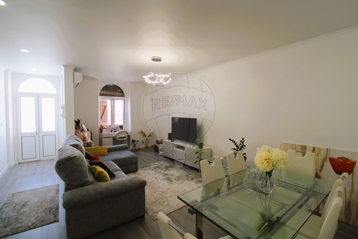 listing 125011216-55 picture-0