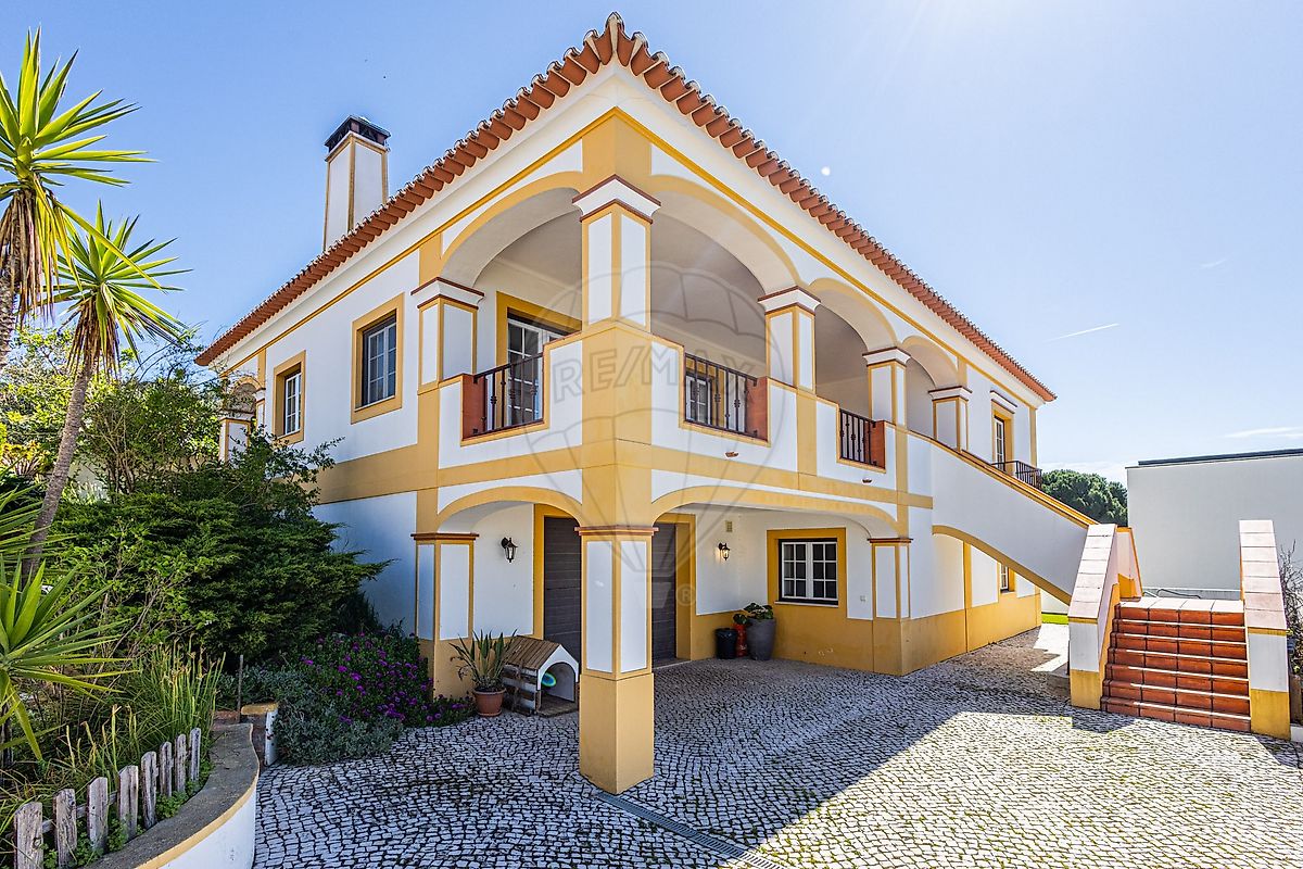 Moradia T3 à venda em Azambuja