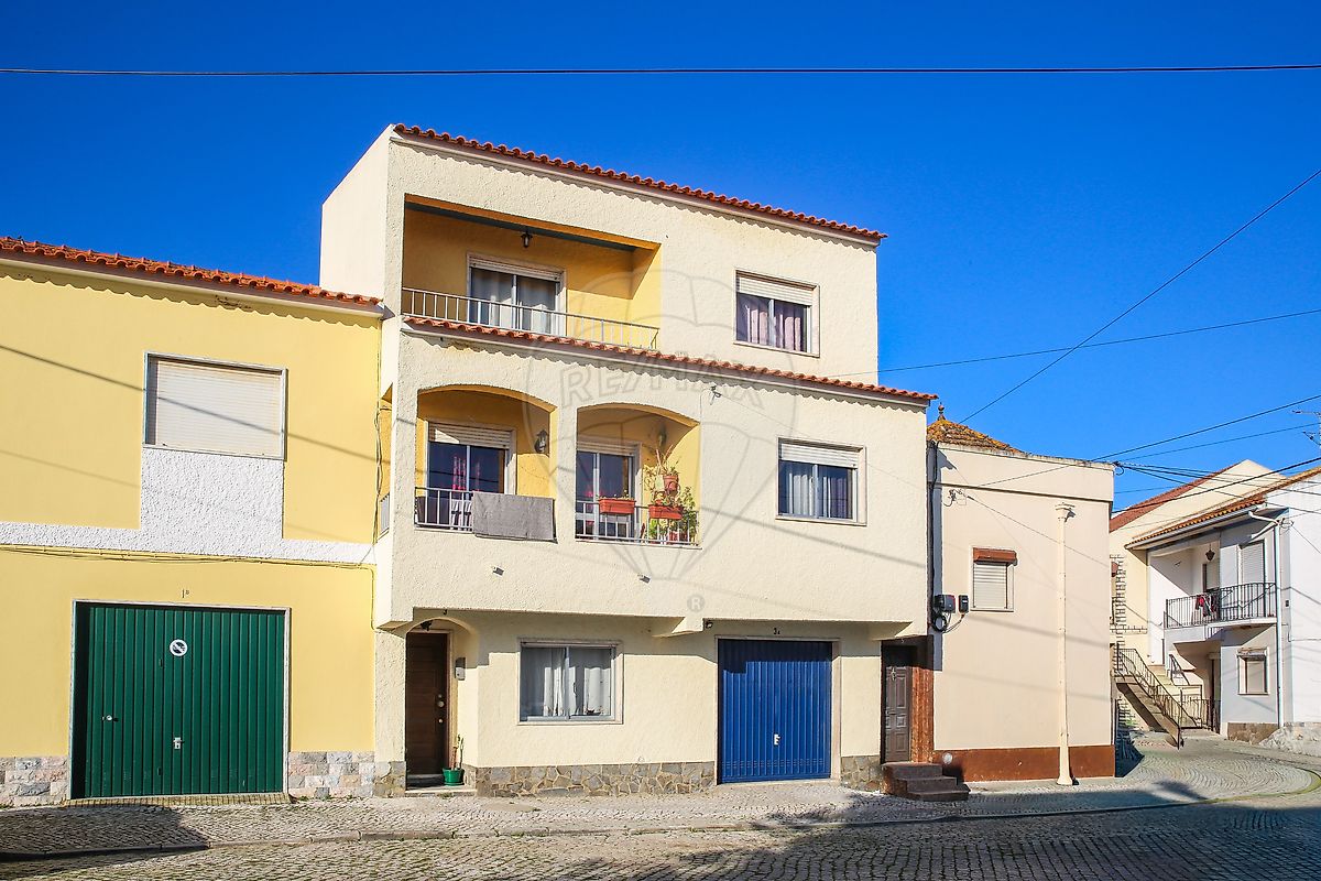 Moradia T3 à venda em Azambuja