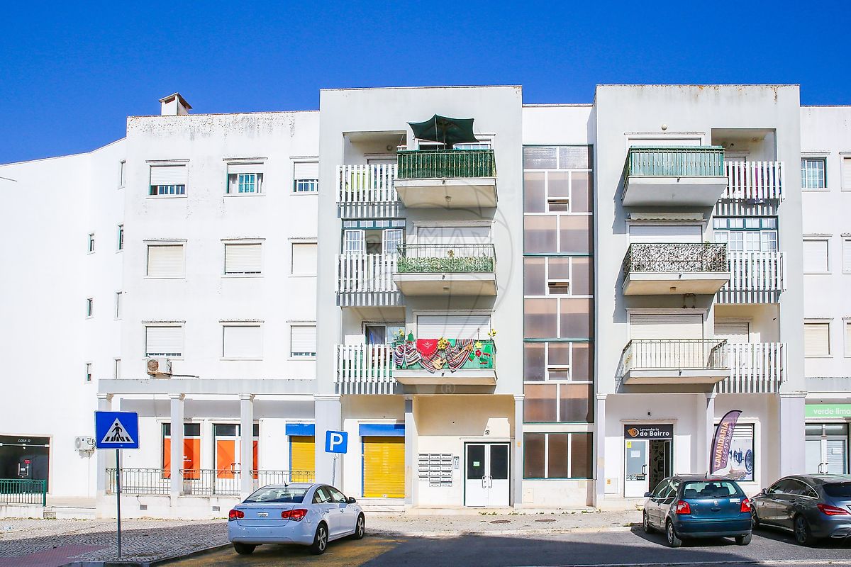 Apartamento T3 à venda em Azambuja