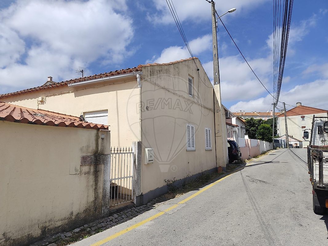 Apartamento T4 à venda em Loures