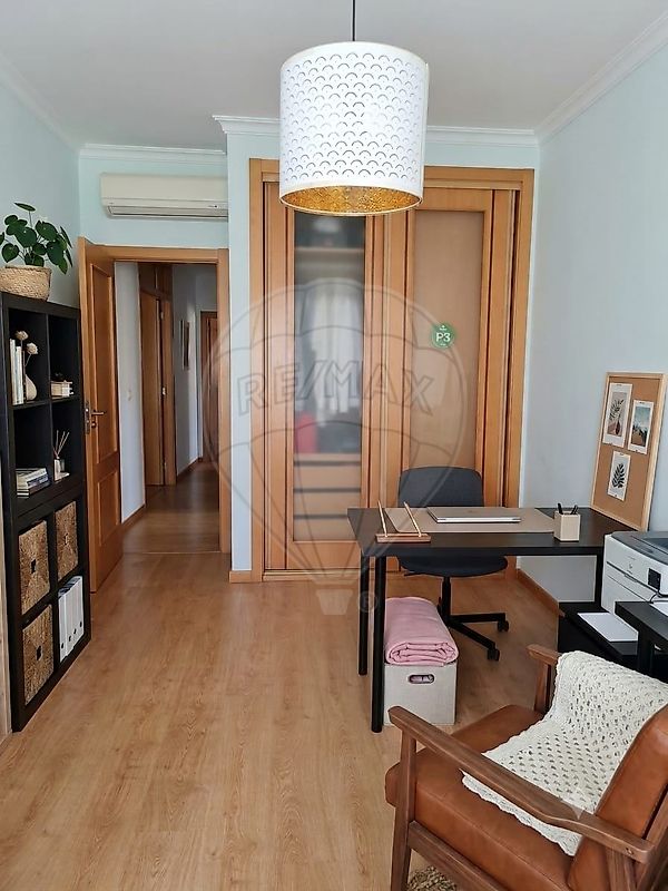 Apartamento T3 à venda em Mina de Água, Amadora — foto 19
