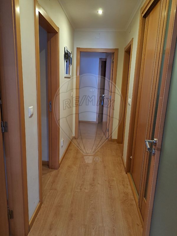 Apartamento T3 à venda em Mina de Água, Amadora — foto 13