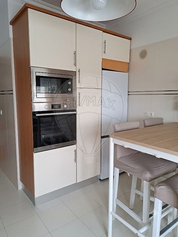 Apartamento T3 à venda em Mina de Água, Amadora — foto 10