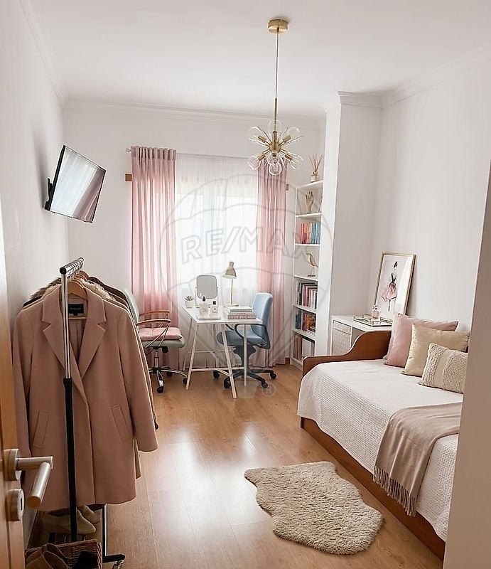 Apartamento T3 à venda em Mina de Água, Amadora — foto 20