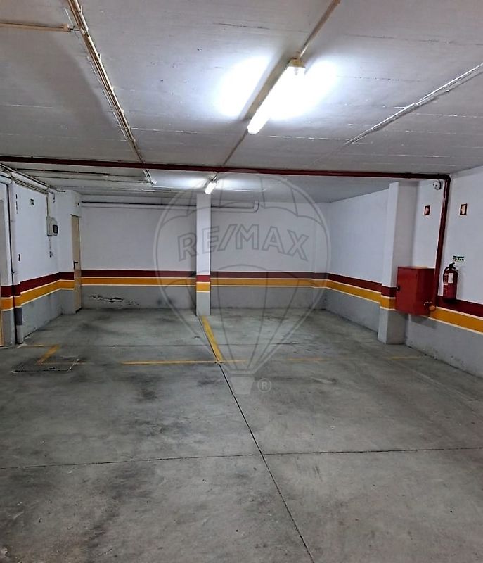 Apartamento T3 à venda em Mina de Água, Amadora — foto 33