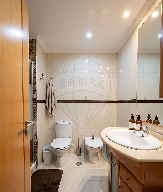 Apartamento T3 à venda em Mina de Água, Amadora — foto 26