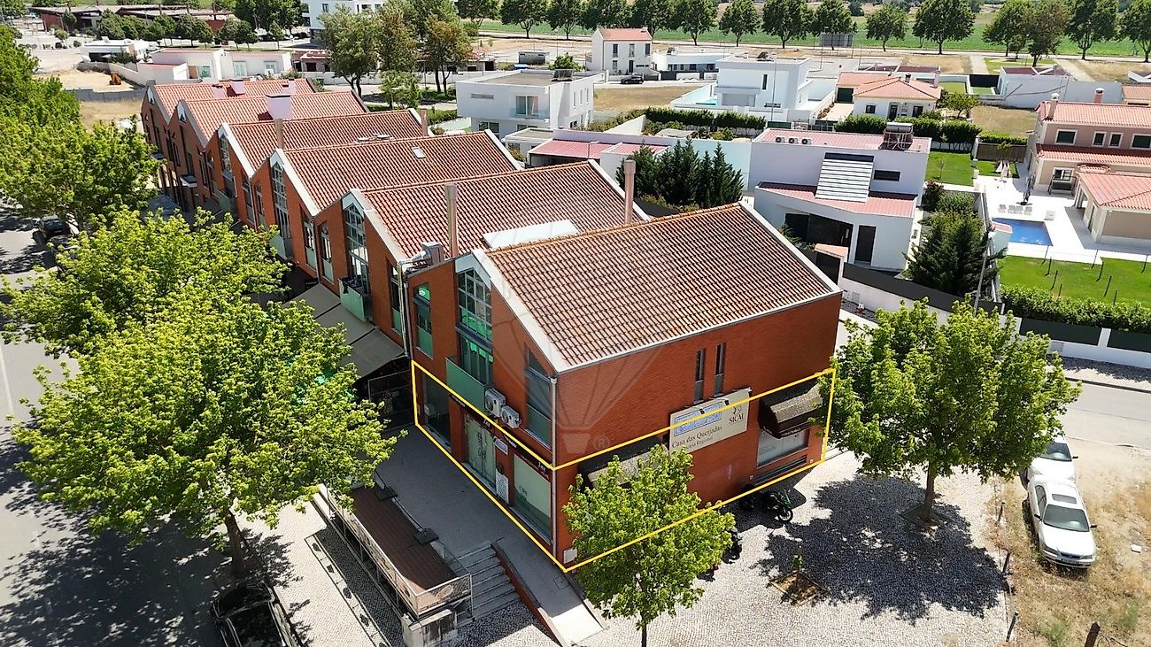 Loja - Almeirim, Almeirim, Santarém