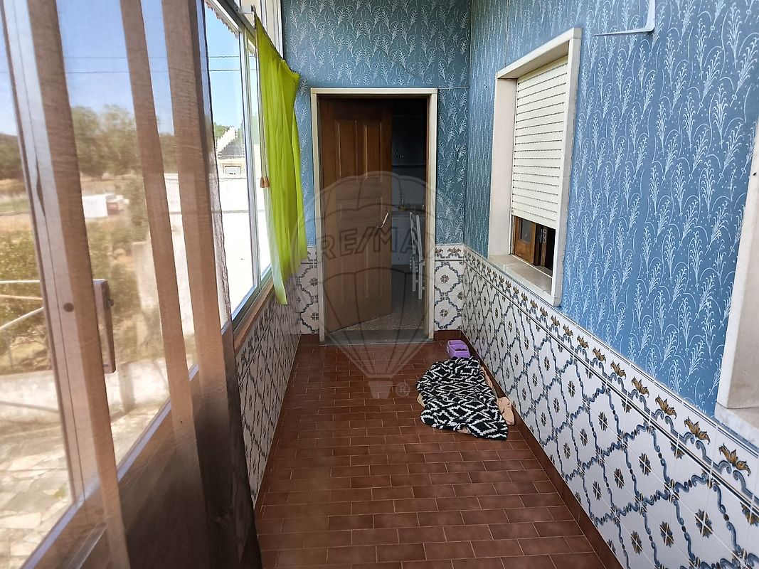 listing 125031018-79 picture-0