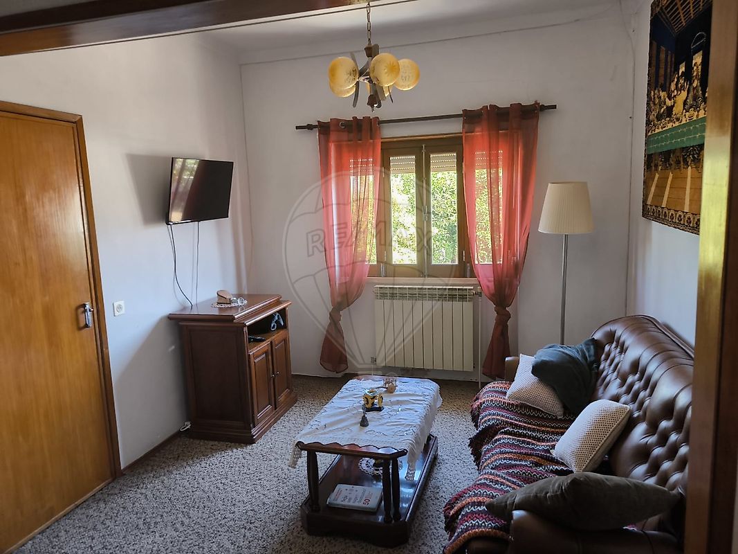 listing 125031018-79 picture-0