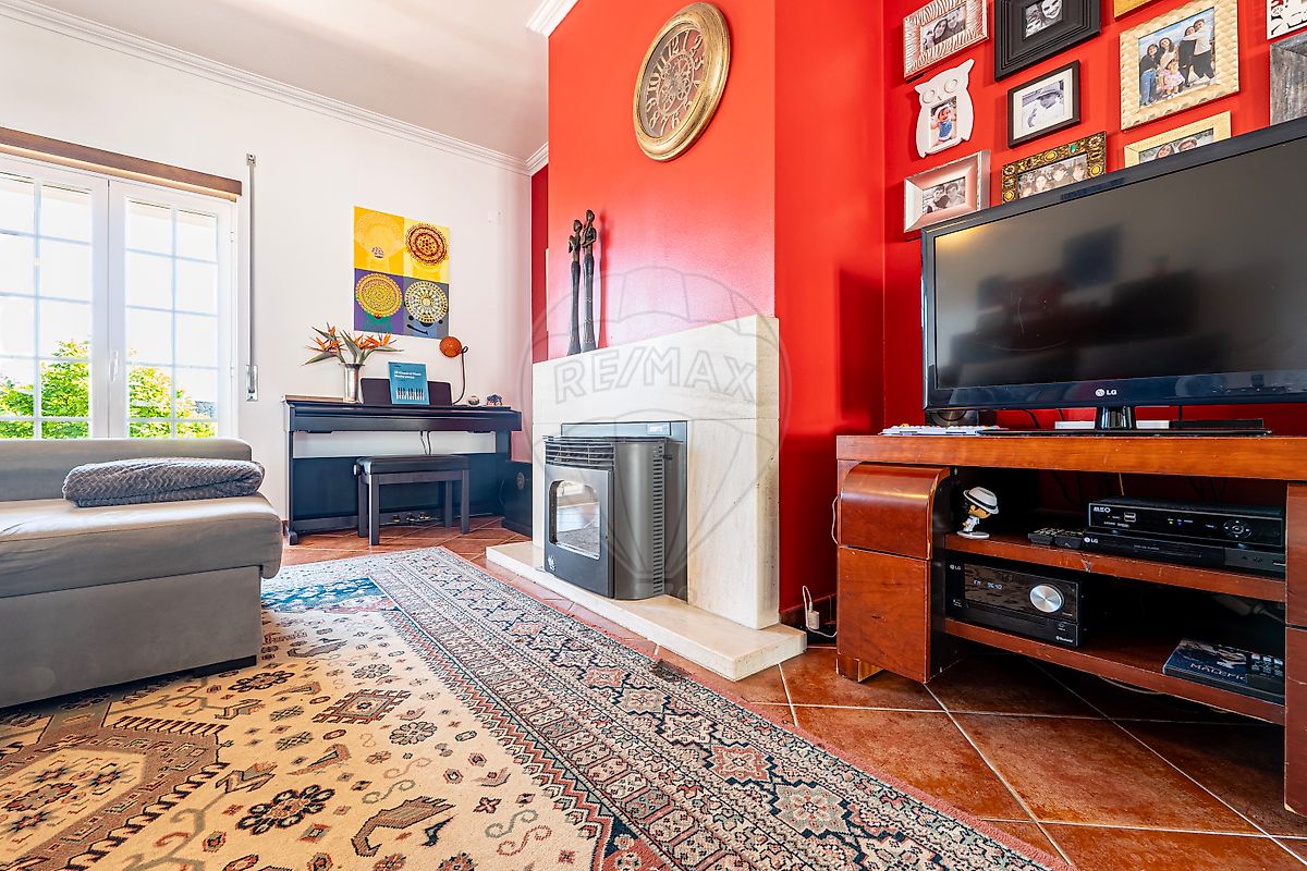 listing 125031015-214 picture-0