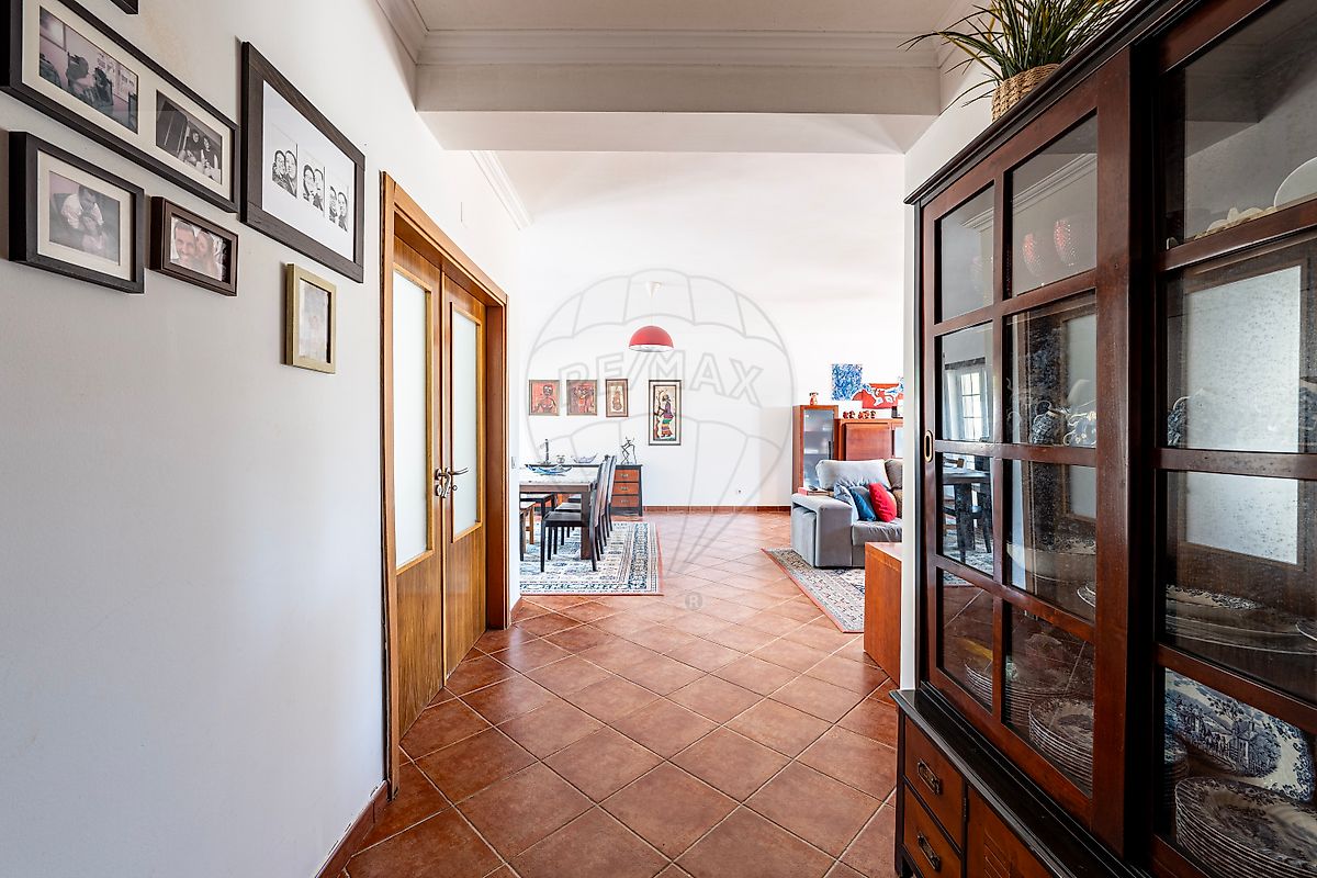 listing 125031015-214 picture-0