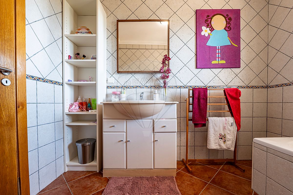 listing 125031015-214 picture-0