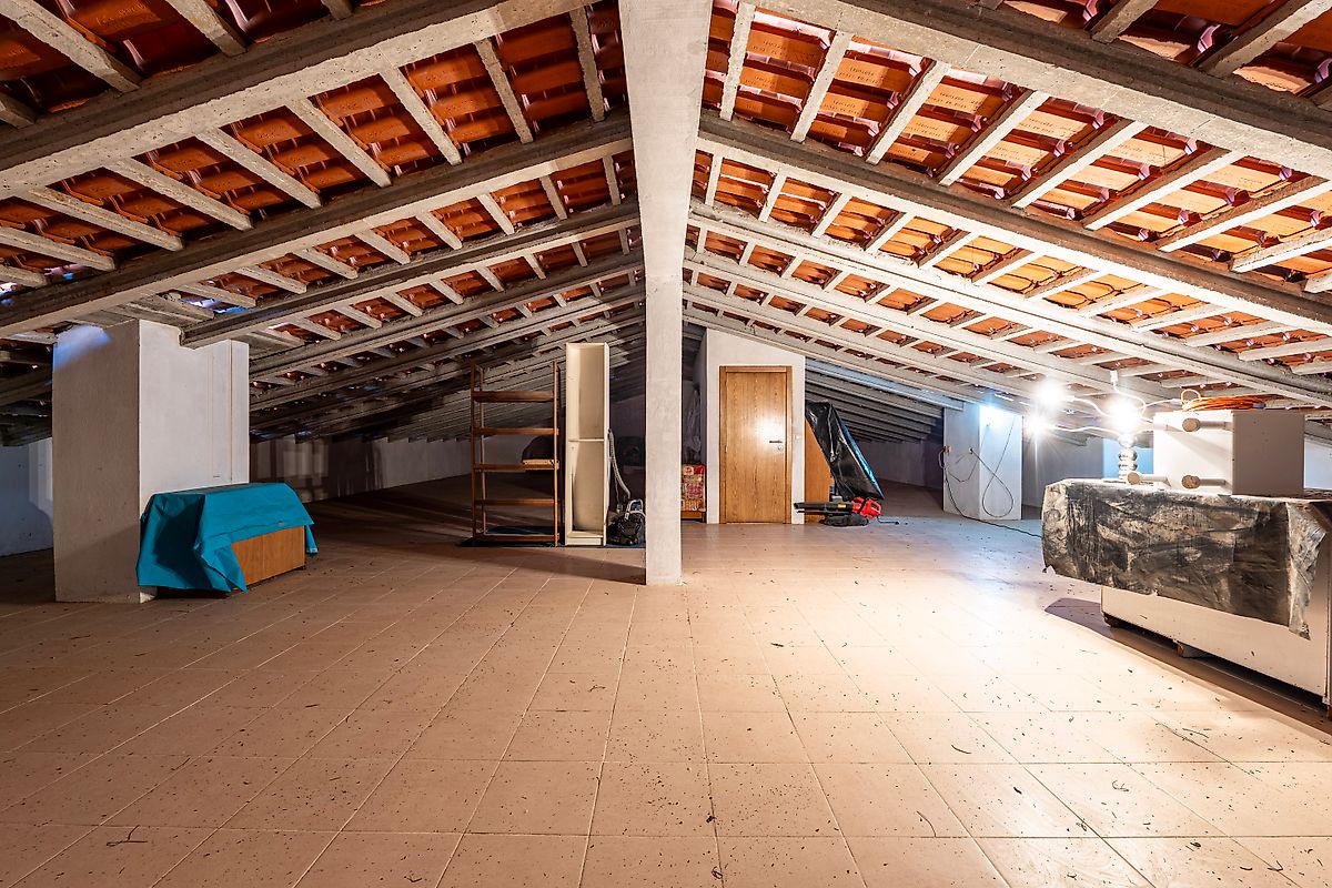 listing 125031015-214 picture-0