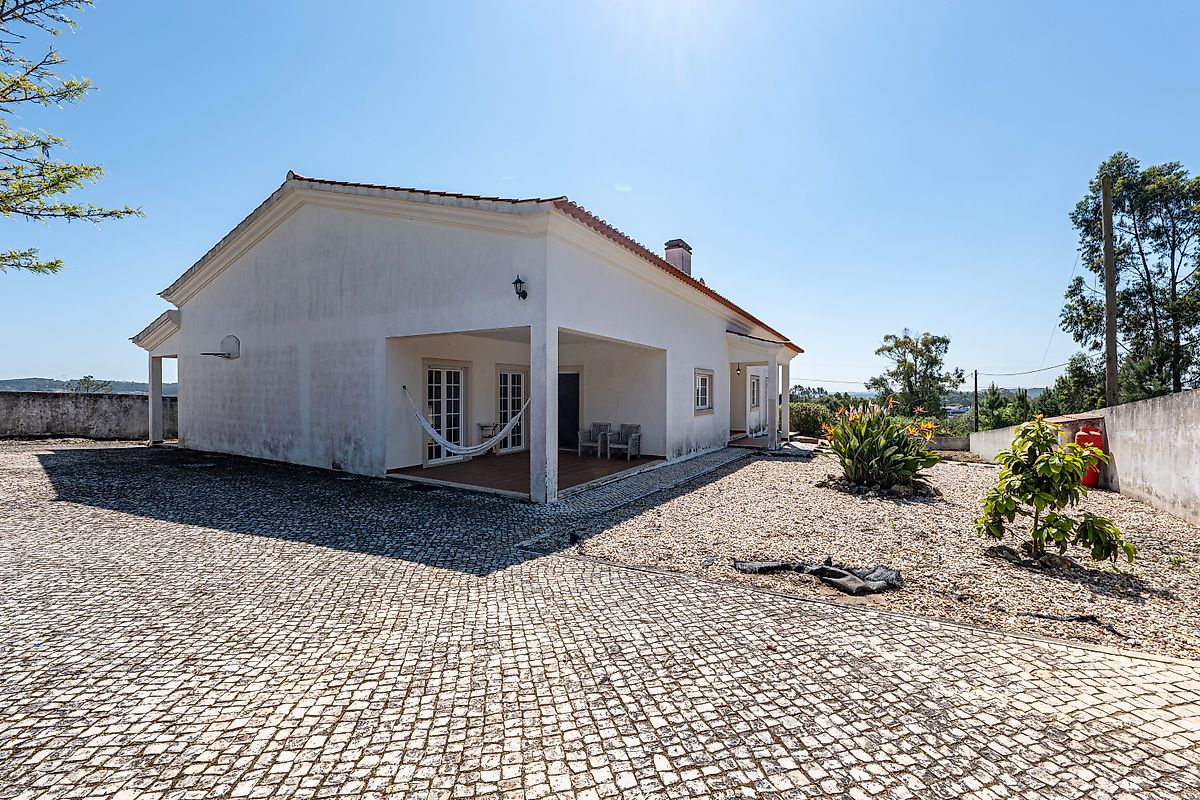 listing 125031015-214 picture-0