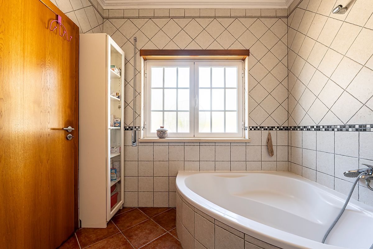 listing 125031015-214 picture-0