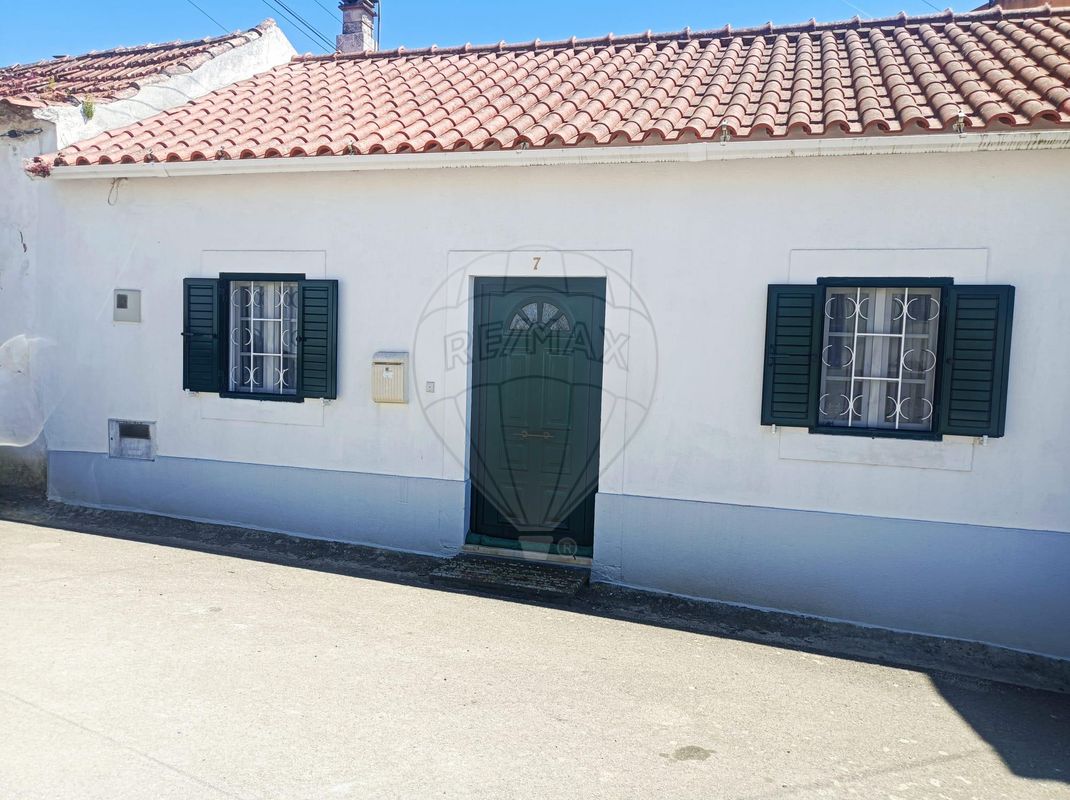 Moradia T2 para venda
