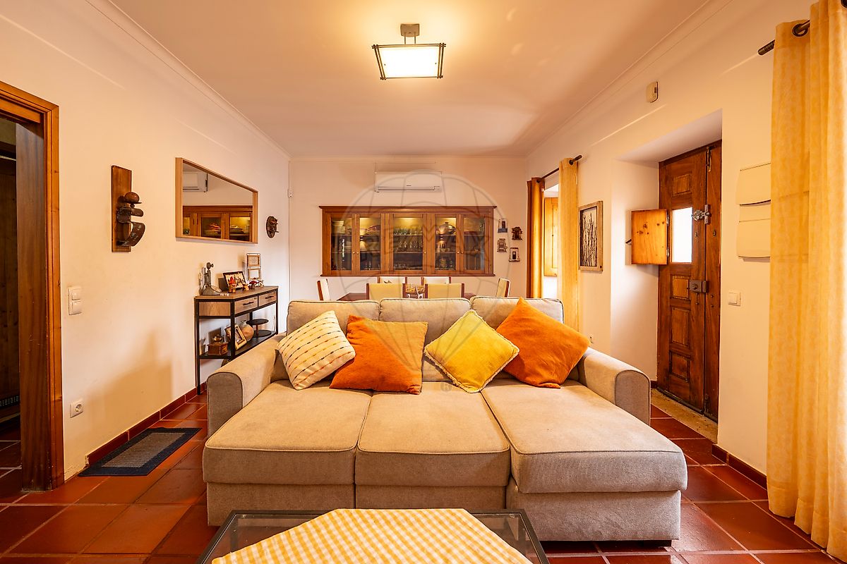 Moradia T4 para venda