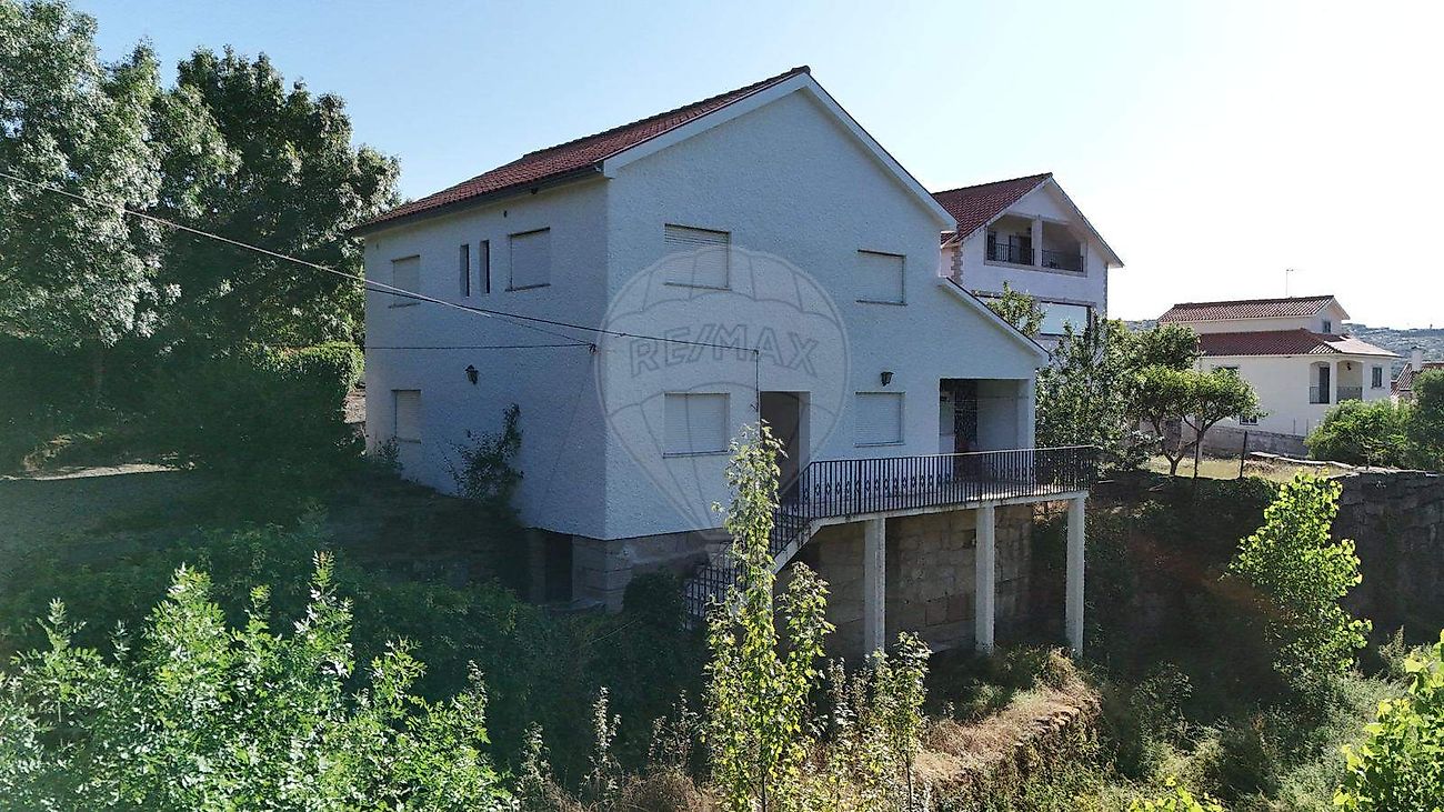 Moradia - Castainço, Penedono, Viseu