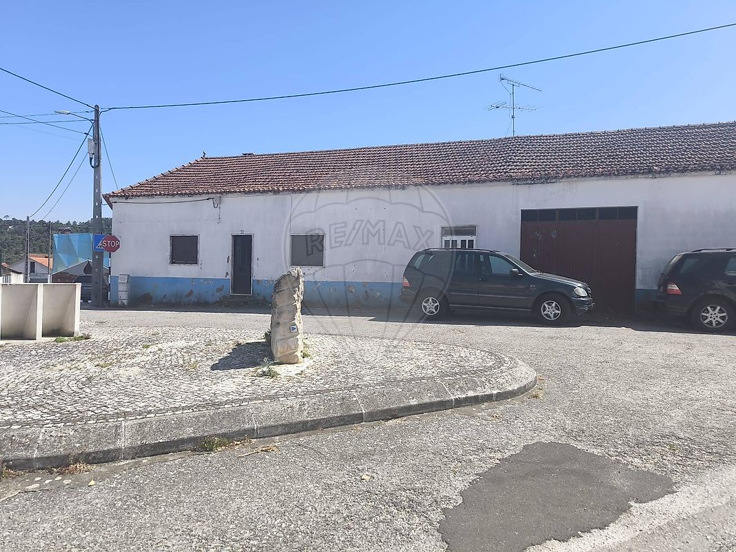 Moradia T3 à venda em Rio Maior