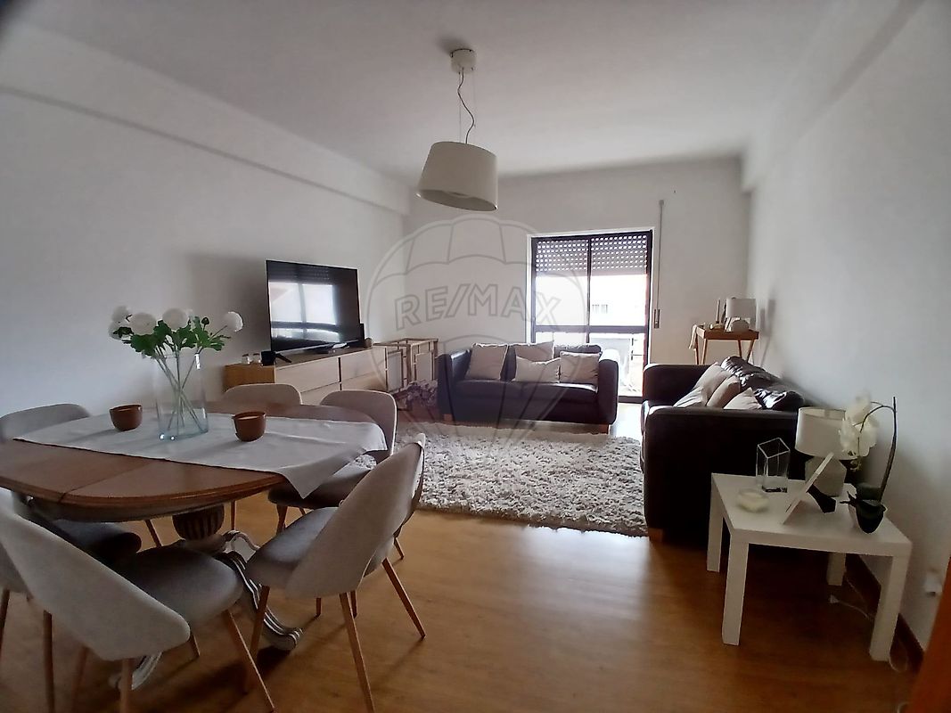 Apartamento T2 à venda em Caldas da Rainha