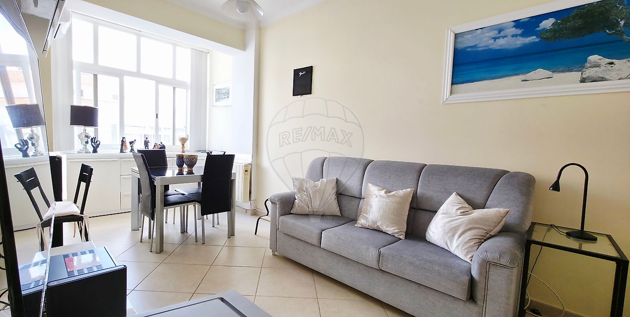 Apartamento T1 à venda em Amadora