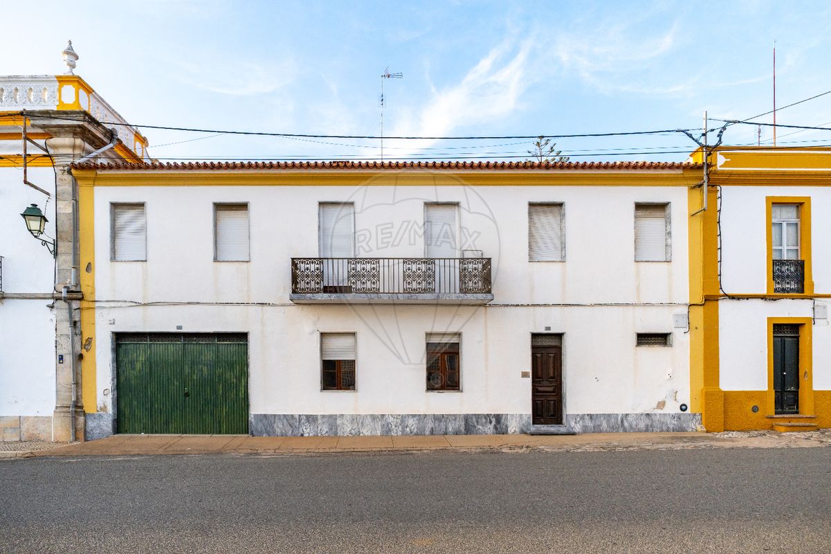 Moradia T6 para venda