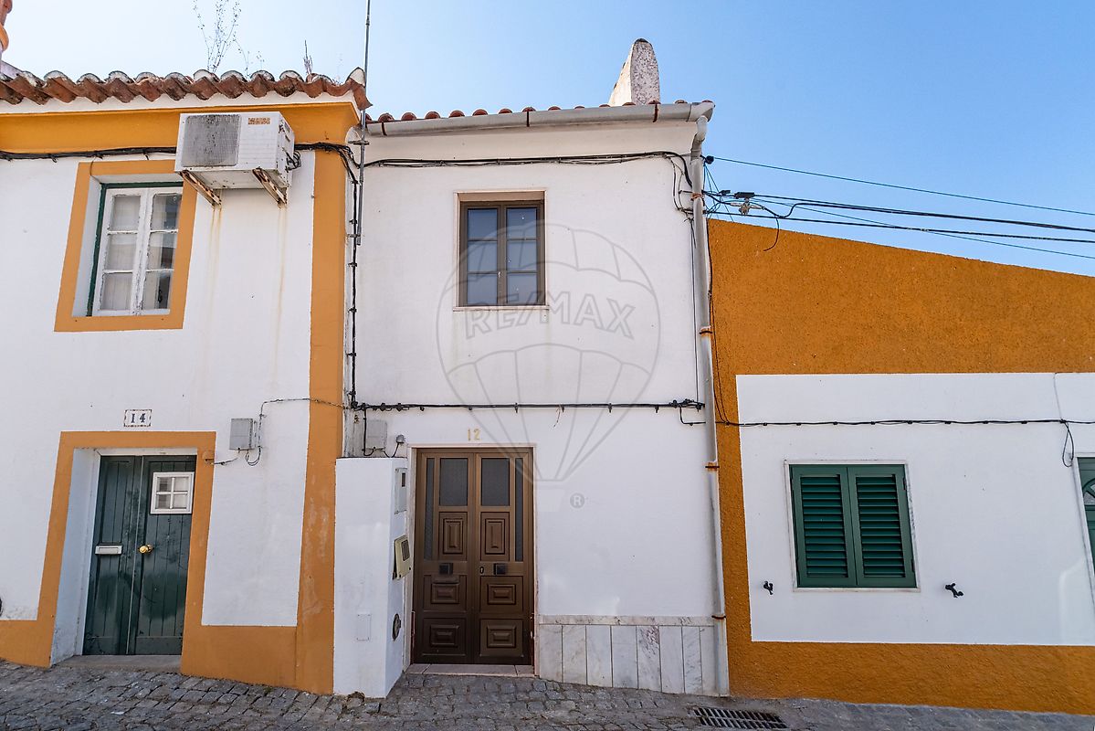 Apartamento T4 à venda em Monforte