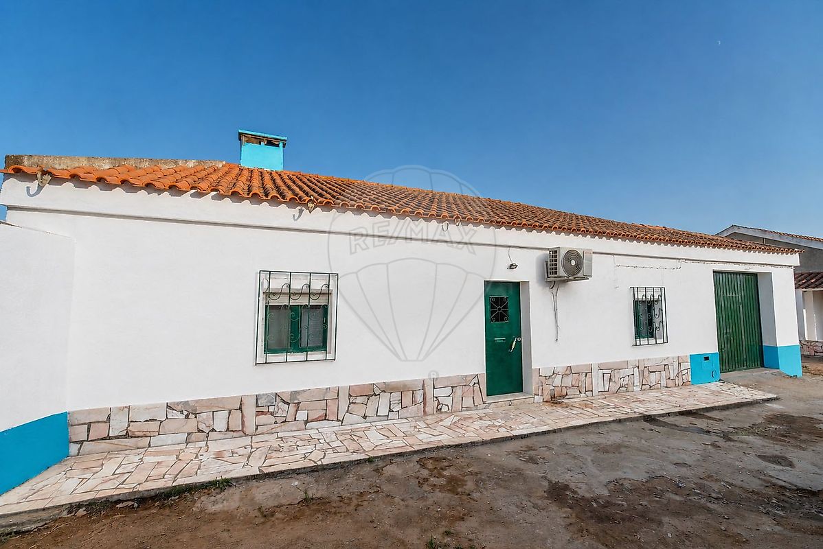 Apartamento T3 à venda em Estremoz