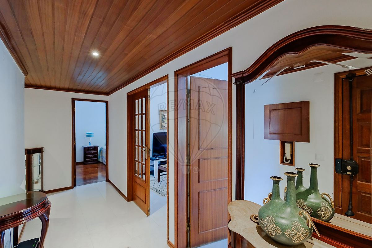 Apartamento T3 à venda em Sintra