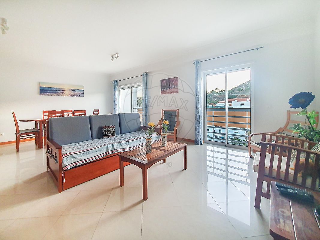 Apartamento T2 para arrendar em Albufeira