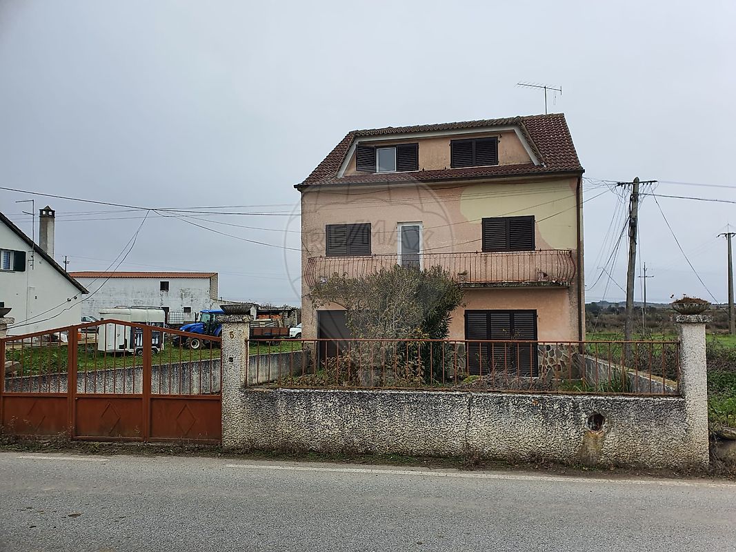 Moradia T6 para venda